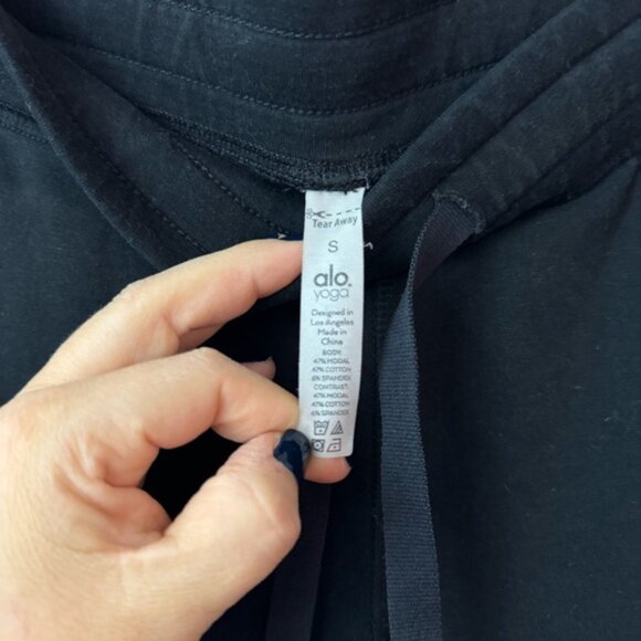 Alo Yoga Accolade Sweatpants women’s Size S - Picture 5 of 6